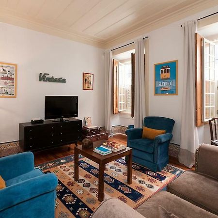 2 Bedroom Apartment With Patio Next To Avenida Da Liberdade Lisboa Ngoại thất bức ảnh