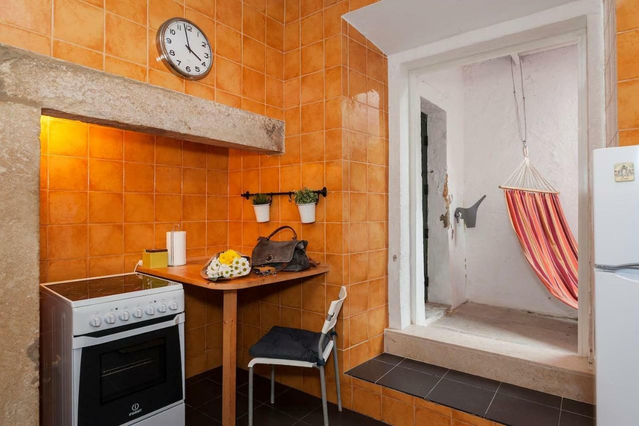 2 Bedroom Apartment With Patio Next To Avenida Da Liberdade Lisboa Ngoại thất bức ảnh