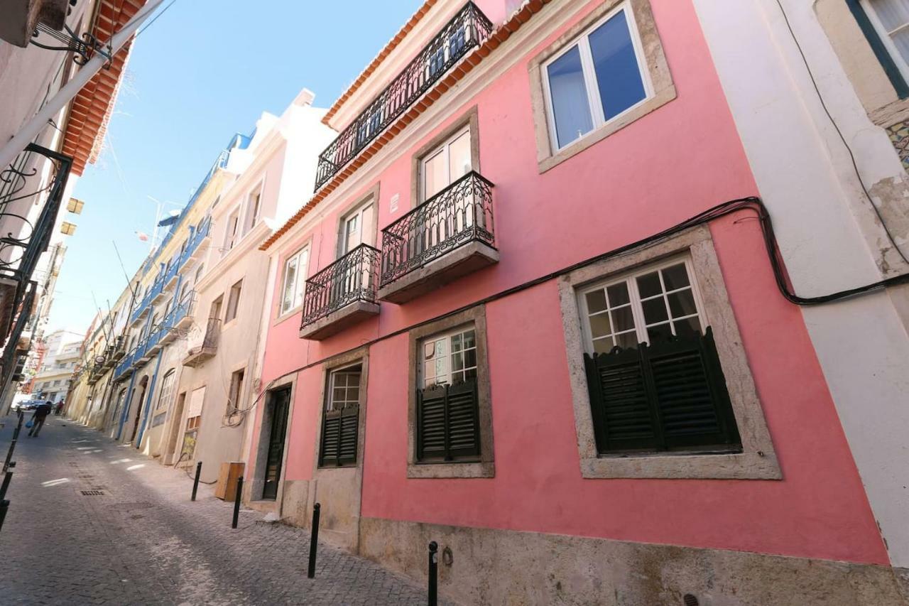 2 Bedroom Apartment With Patio Next To Avenida Da Liberdade Lisboa Ngoại thất bức ảnh